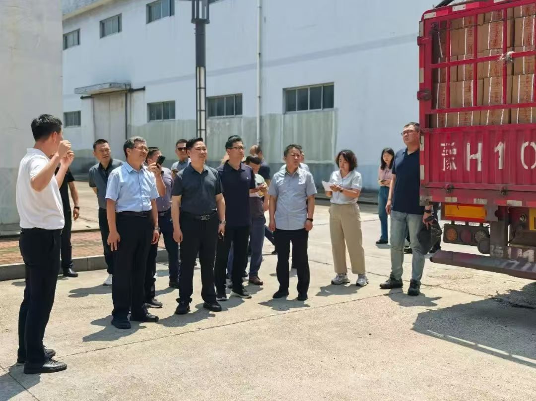 共護邊疆茶香 新疆供銷社調(diào)研組深入益陽茶廠考察